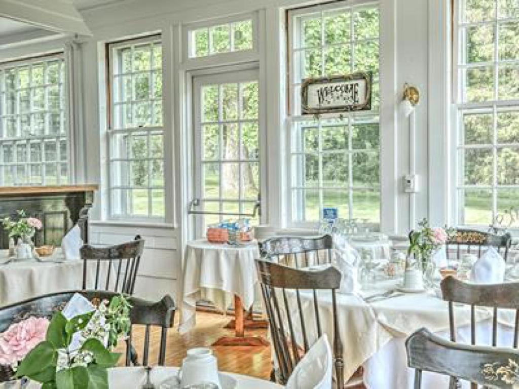 Blackberry River Inn Norfolk Exterior photo